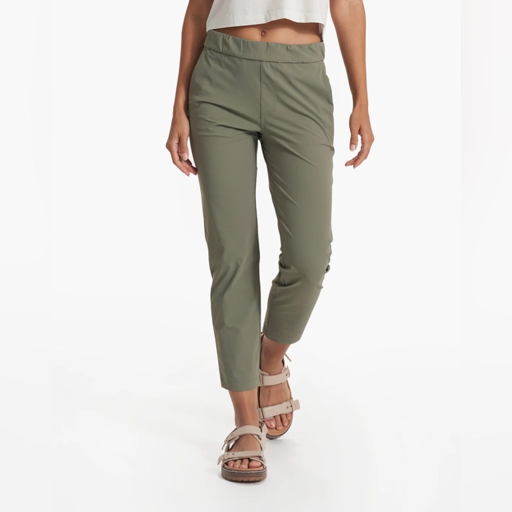 NWOT Vuori Miles Ankle Pants - Women’s Performance Pants Size M